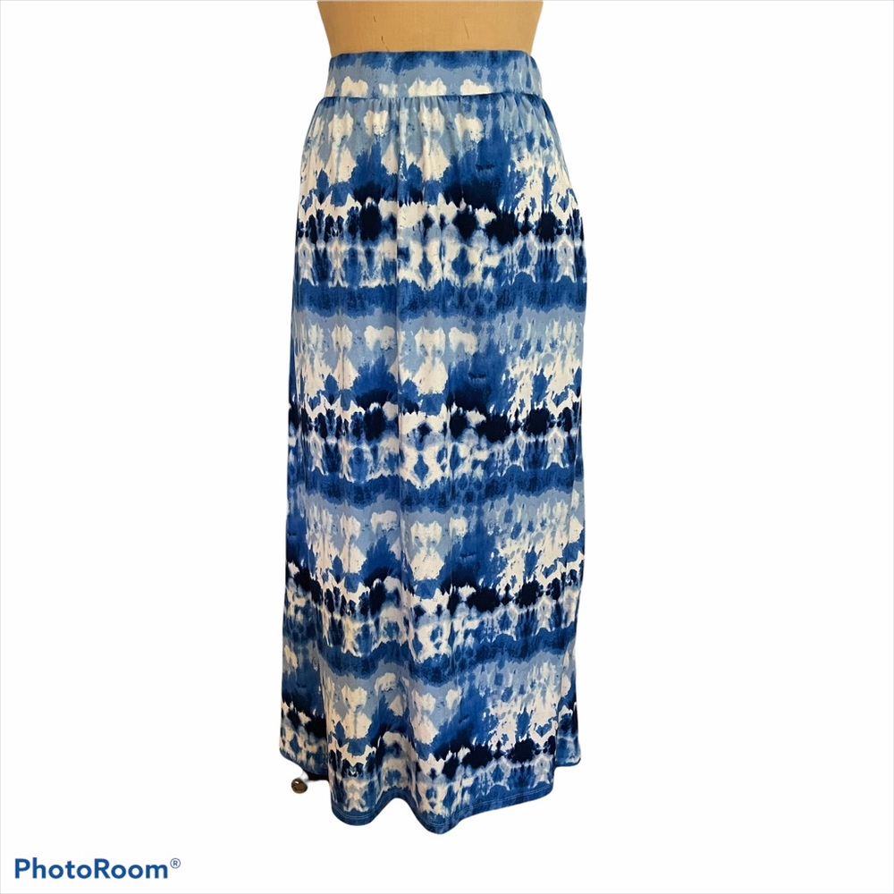 Tie Dye Maxi Skirt Blue & White - Size 16W - 18W